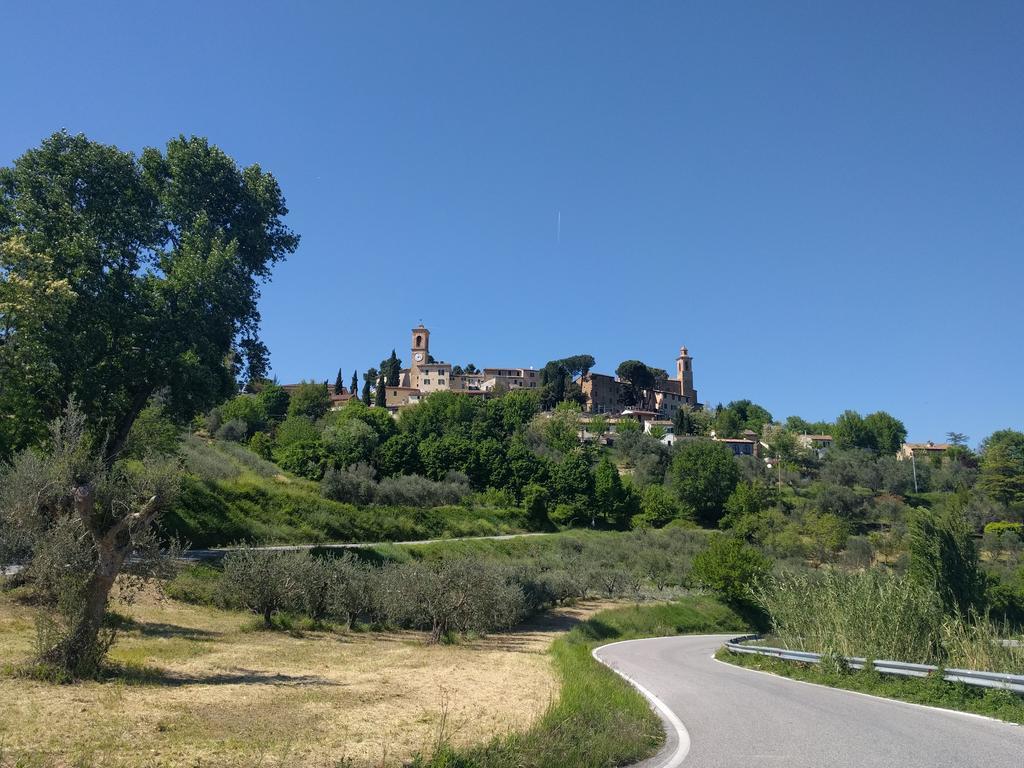 דירות Castelbellino Casa Ghibellina מראה חיצוני תמונה